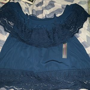 No boundaries off the shoulder woven top